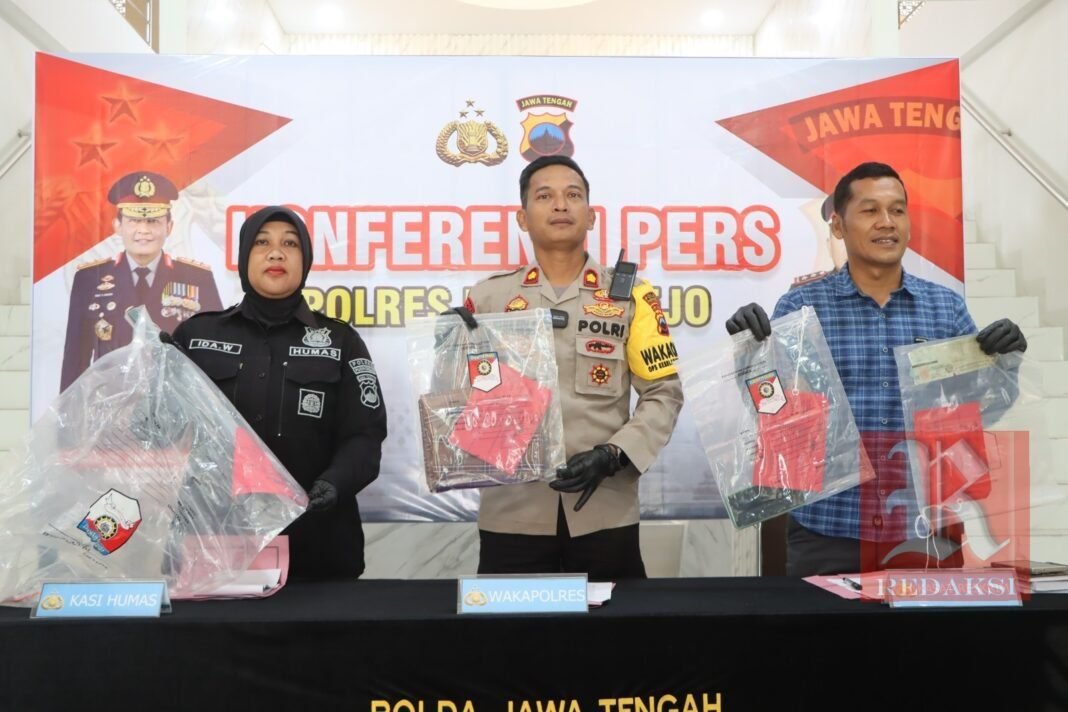 Kalah Judi Online Berujung Maut: Polres Purworejo Ungkap Kasus Pembunuhan di Desa Mudalrejo Kalah Judi Online Berujung Maut: Polres Purworejo Ungkap Kasus Pembunuhan di Desa Mudalrejo