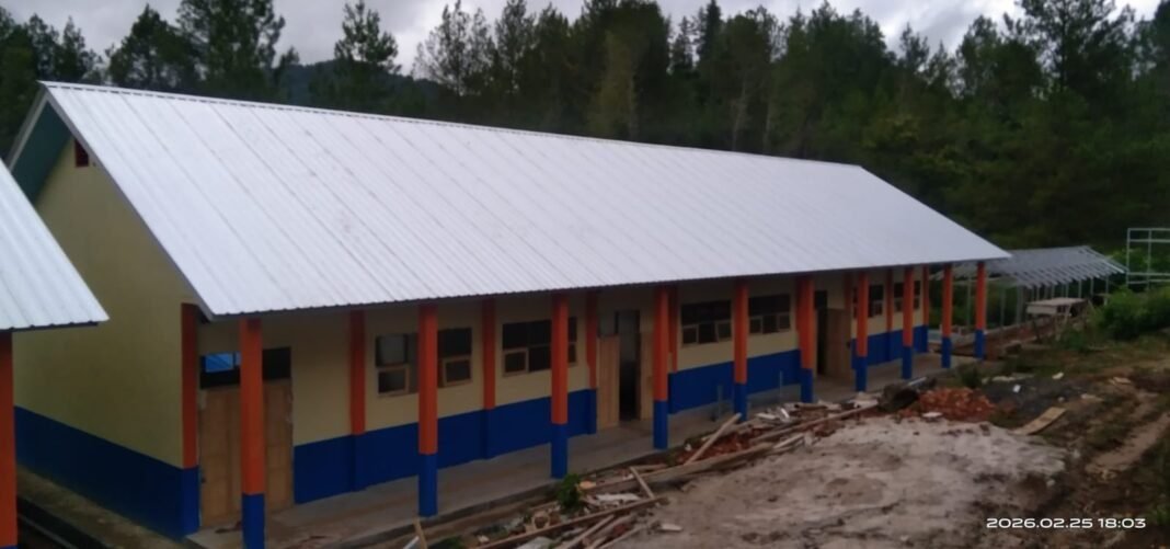 Perjuangan di Medan Sulit, Pembangunan UPTD SMA Negeri 1 Pana Ditarget Rampung April Perjuangan di Medan Sulit, Pembangunan UPTD SMA Negeri 1 Pana Ditarget Rampung April