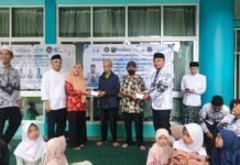 Gelar Ramadan Berbagi, PGRI Palabuhanratu Bersama Forkopimcam Tebar Takjil dan Santuni Anak Yatim