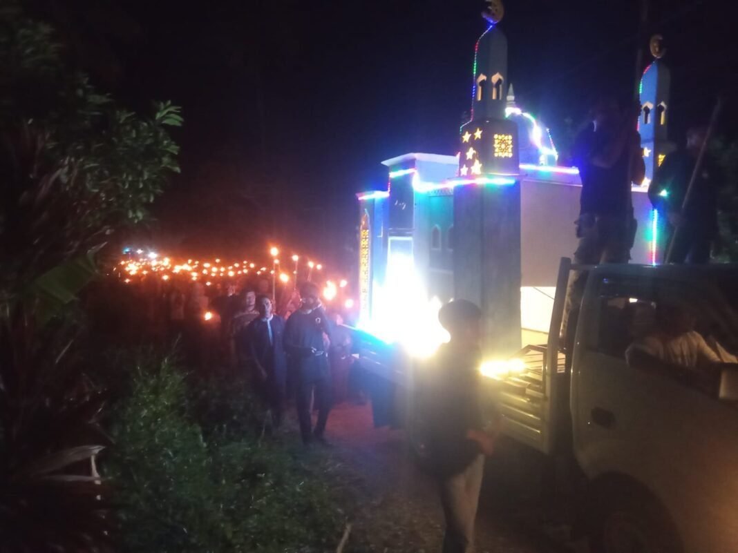 Semarak Takbir Keliling di Desa Bunde, Ribuan Warga Turun ke Jalan Semarak Takbir Keliling di Desa Bunde, Ribuan Warga Turun ke Jalan