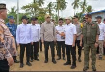 Wagub Aceh Dampingi Menko Polkam Resmikan Hunian Tetap Korban Bencana Di Aceh Utara