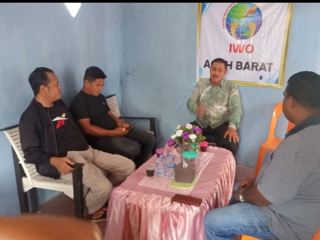 Perkuat Sinergi, Ketua PW.IWO Aceh Sambangi Kantor PD.IWO Aceh Barat Perkuat Sinergi, Ketua PW.IWO Aceh Sambangi Kantor PD.IWO Aceh Barat