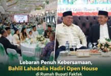 Lebaran Penuh Kebersamaan, Bahlil Lahadalia Hadiri Open House di Rumah Bupati Fakfak