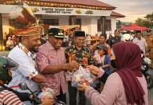 Wakil Bupati Fakfak Hadiri “Wewowo” Pembagian Takjil dan Buka Puasa Bersama Dewan Adat Mbaham Matta.