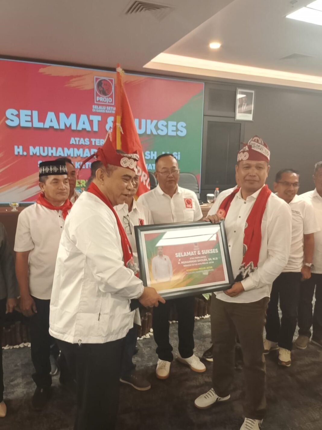 Budi Arie Lantik Muhamad Sholeh Pimpin DPD Projo Jatim 2026–2031 di Malang Budi Arie Lantik Muhamad Sholeh Pimpin DPD Projo Jatim 2026–2031 di Malang