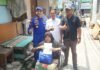 *Ditpolairud Polda Metro Jaya Salurkan Bantuan Kursi Roda kepada Warga Pesisir di Muara Angke*