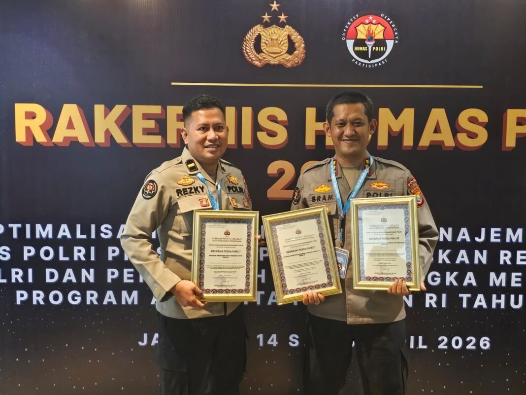 Bidhumas Polda Maluku Utara Raih Tiga Penghargaan Nasional dalam Rakernis Humas Polri 2026 Bidhumas Polda Maluku Utara Raih Tiga Penghargaan Nasional dalam Rakernis Humas Polri 2026