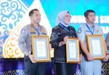 Dekatkan Layanan ke Pulau-Pulau, Samsat Apung Polda Maluku Utara Tuai Apresiasi Nasional