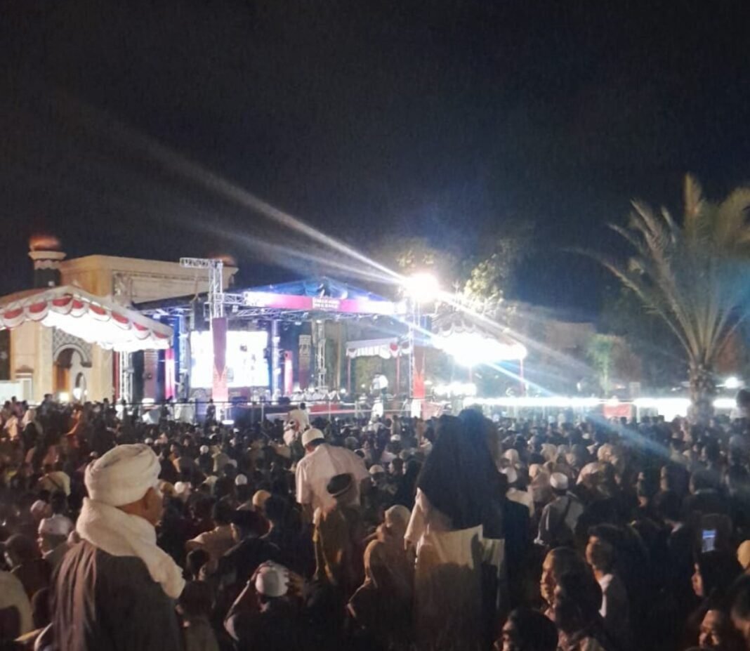 Ribuan Masyarakat Ramaikan Tabligh Akbar Tgk Habibi An Nawawi Di Masjid Baitul Makmur Meulaboh Ribuan Masyarakat Ramaikan Tabligh Akbar Tgk Habibi An Nawawi Di Masjid Baitul Makmur Meulaboh