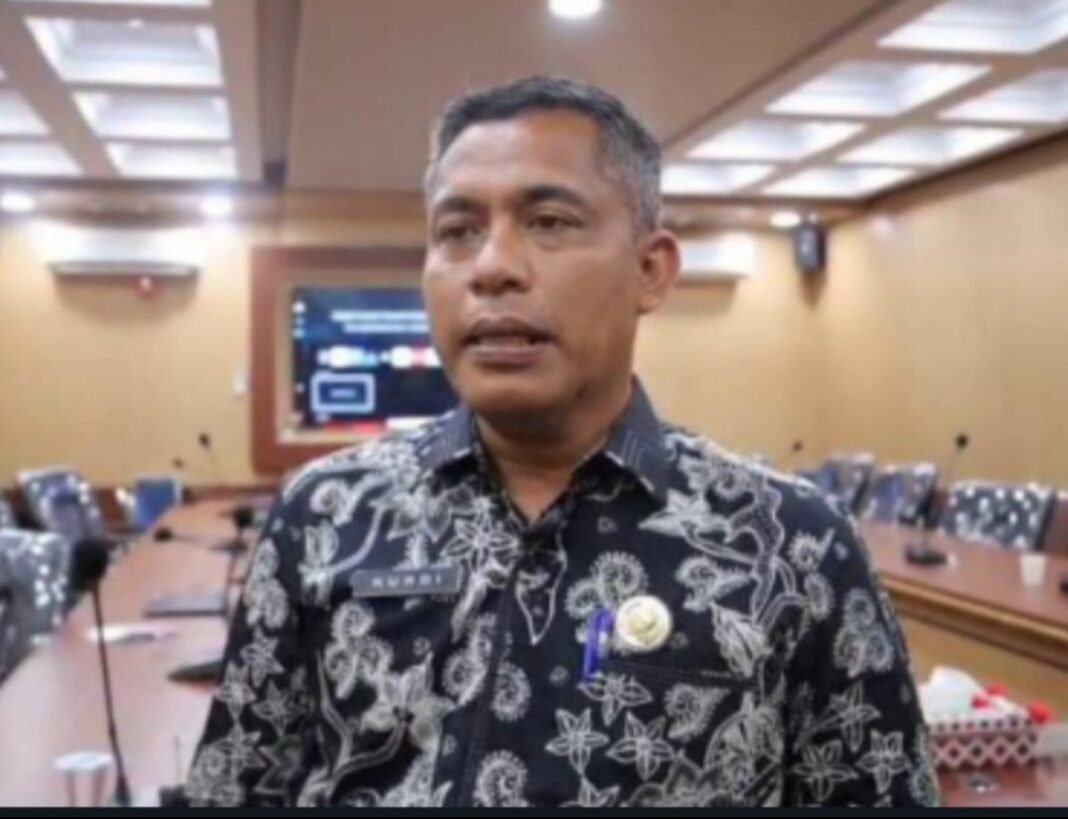 Peringatan Bagi Pembuang Sampah Liar, DLH Aceh Barat Akan Kenakan Sanksi Denda Rp 400 Ribu Sesuai Qanun Peringatan Bagi Pembuang Sampah Liar, DLH Aceh Barat Akan Kenakan Sanksi Denda Rp 400 Ribu Sesuai Qanun