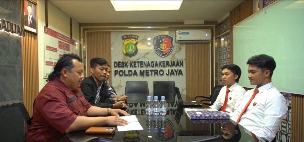 *Desk Ketenagakerjaan Polda Metro Jaya Fasilitasi Mediasi, Hak Pekerja Dipenuhi* *Desk Ketenagakerjaan Polda Metro Jaya Fasilitasi Mediasi, Hak Pekerja Dipenuhi*