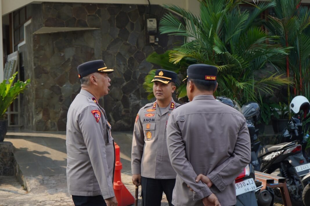 Kapolres Purwakarta Pastikan Perayaan Kenaikan Isa Almasih Berlangsung Aman dan Khidmat Kapolres Purwakarta Pastikan Perayaan Kenaikan Isa Almasih Berlangsung Aman dan Khidmat