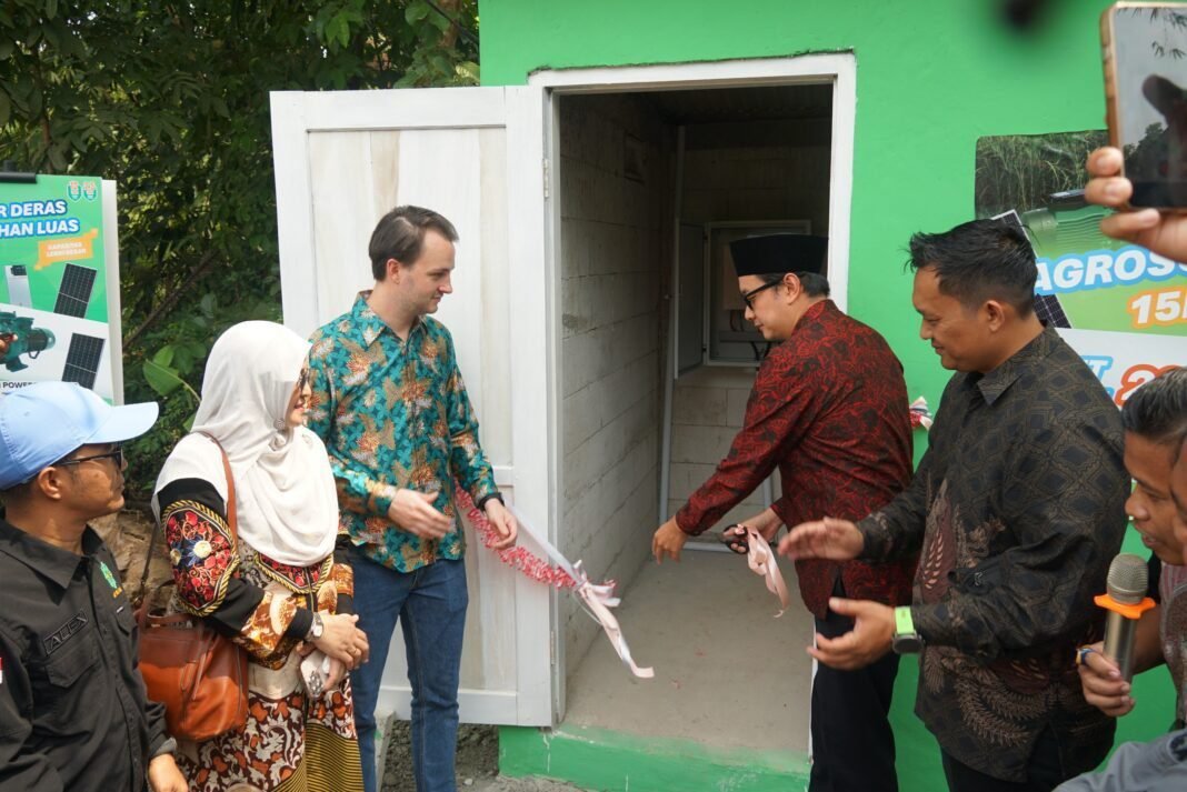 Peringati Hari Bumi, Wabup Purworejo Resmikan Pompa Air Tenaga Surya di Desa Krandegan Peringati Hari Bumi, Wabup Purworejo Resmikan Pompa Air Tenaga Surya di Desa Krandegan