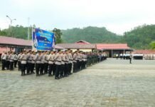Kapolda Maluku Utara Terima Pataka _Fodudara Ngon Moi-Moi_, Perkuat Semangat Persaudaraan dan Pengabdian