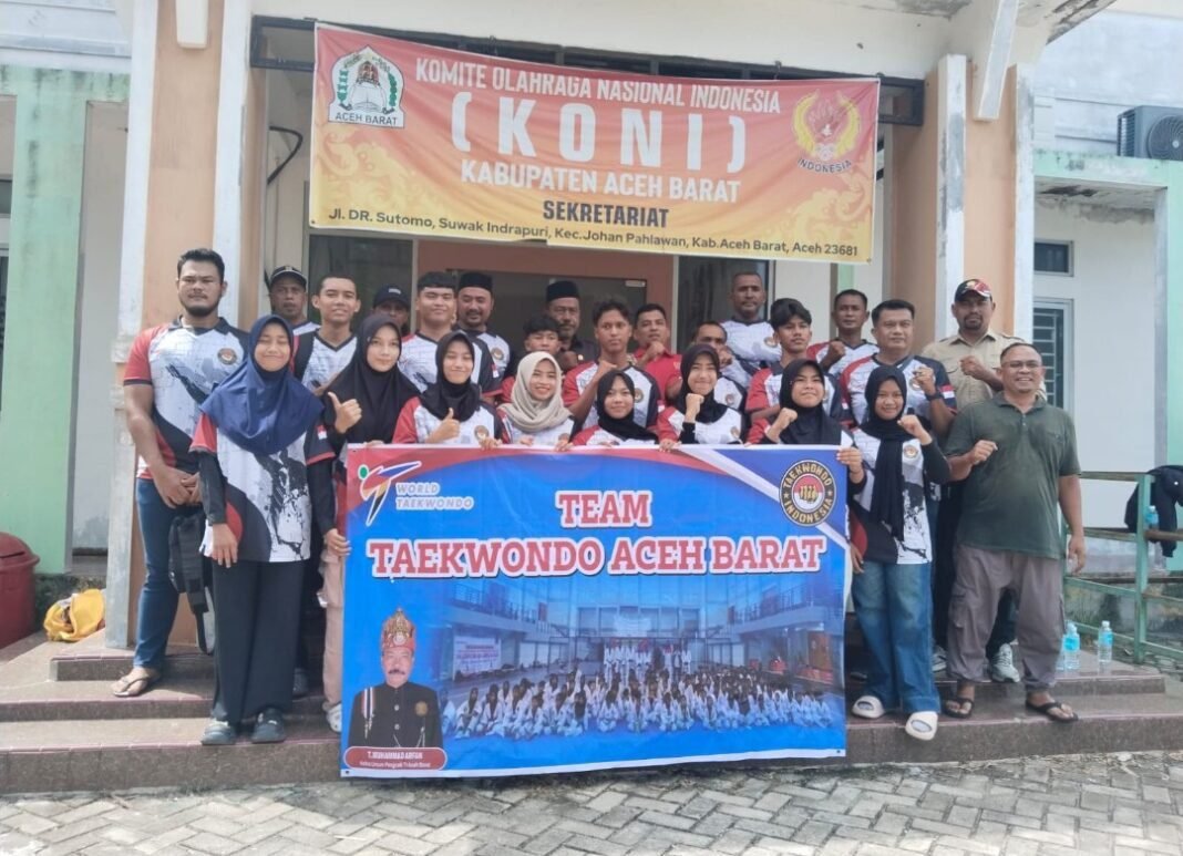 KONI Aceh Barat Lepaskan 15 Atlet Berprestasi ke Ajang praPORA di Sigli KONI Aceh Barat Lepaskan 15 Atlet Berprestasi ke Ajang praPORA di Sigli