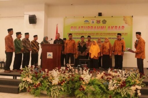 Remaja Darurat Moral dan Banyak yang Tak Lancar Mengaji, Guru Agama di Mamuju Diminta Jadi Garda Terdepan Remaja Darurat Moral dan Banyak yang Tak Lancar Mengaji, Guru Agama di Mamuju Diminta Jadi Garda Terdepan
