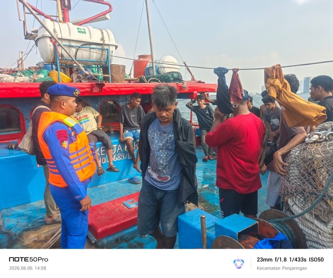 Ditpolairud Polda Metro Jaya Ungkap Peredaran Obat Keras Ilegal di Muara Baru, Ribuan Butir Diamankan Ditpolairud Polda Metro Jaya Ungkap Peredaran Obat Keras Ilegal di Muara Baru, Ribuan Butir Diamankan