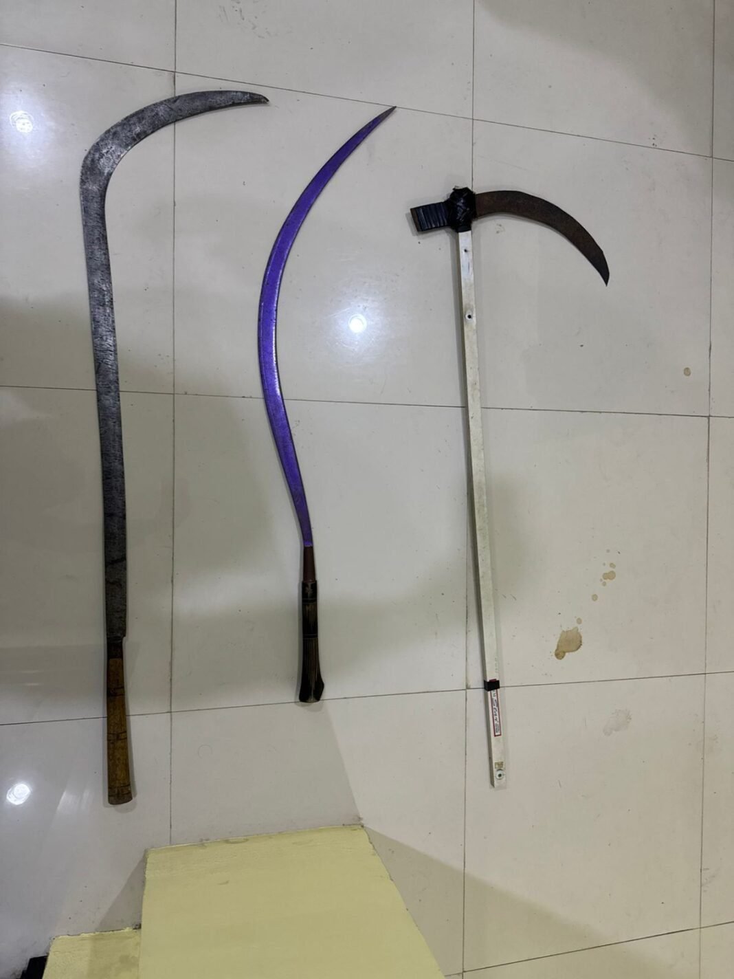 Brimob Polda Metro Jaya Gagalkan Tawuran dan Amankan Sajam di Babelan* Brimob Polda Metro Jaya Gagalkan Tawuran dan Amankan Sajam di Babelan*