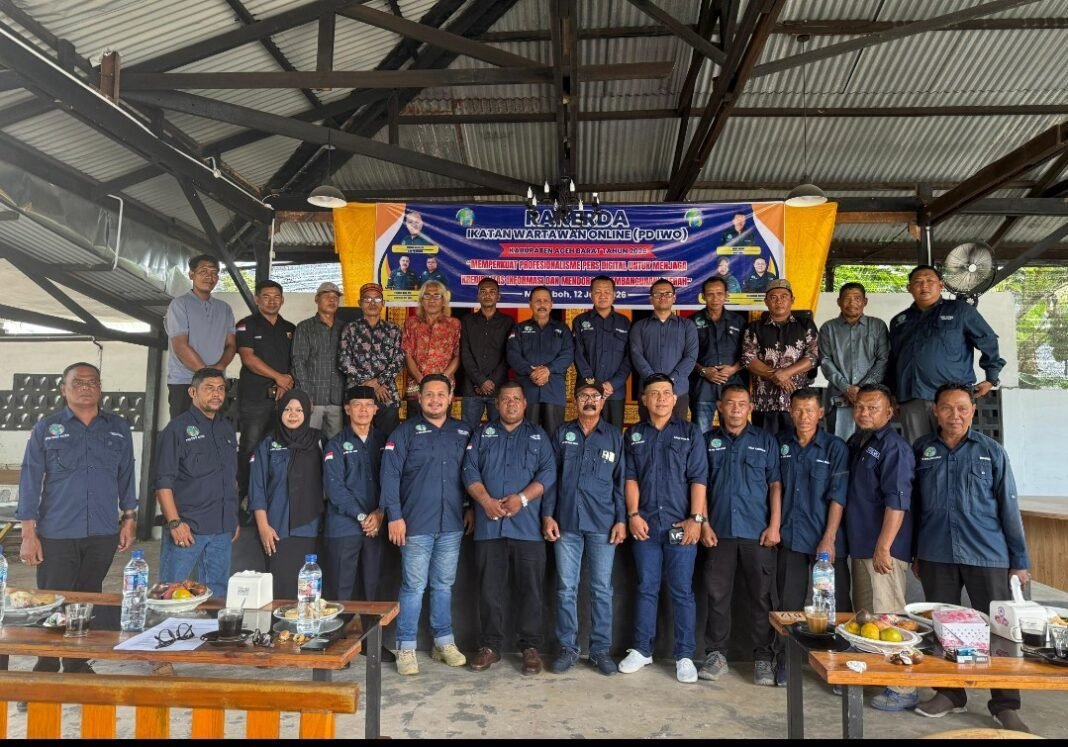 PD IWO Aceh Barat Gelar Rakerda I,Tegaskan Pers Sebagai Penyeimbang Dan Mitra Pemerintah Daerah PD IWO Aceh Barat Gelar Rakerda I,Tegaskan Pers Sebagai Penyeimbang Dan Mitra Pemerintah Daerah