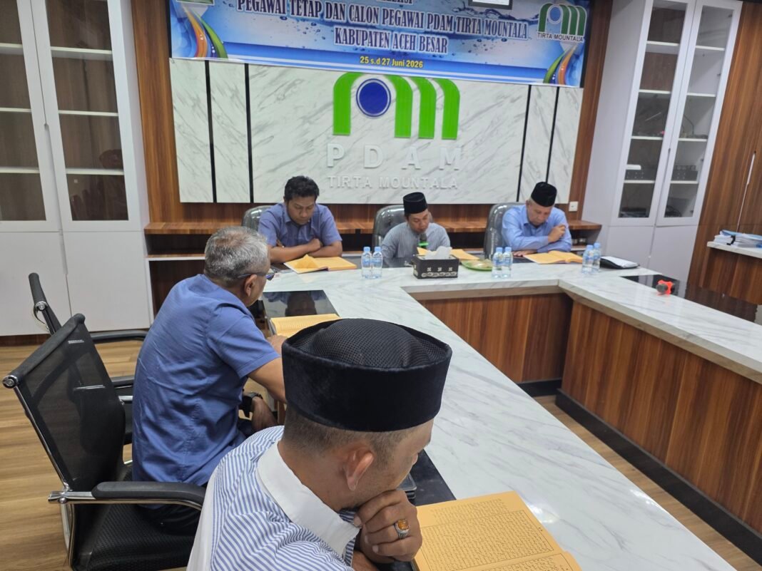 Membumikan Sifat Rahman dan Rahim, Perumda Tirta Mountala Rajut Kebersamaan Lewat Pengajian Jumat Membumikan Sifat Rahman dan Rahim, Perumda Tirta Mountala Rajut Kebersamaan Lewat Pengajian Jumat
