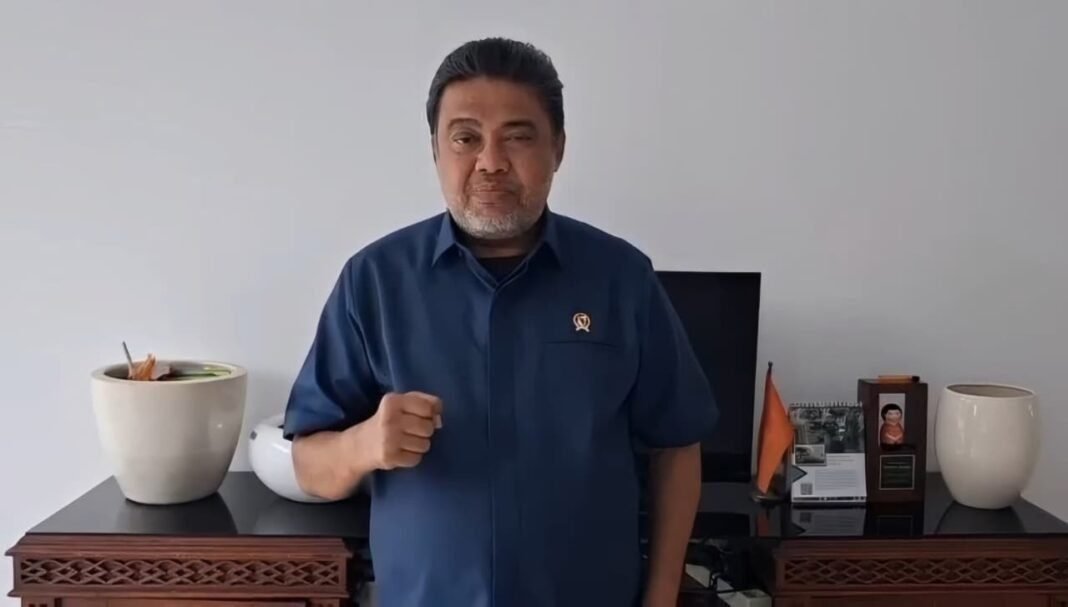 *Buruh Indonesia Bersama Polri Dukung Pemberantasan Korupsi* *Buruh Indonesia Bersama Polri Dukung Pemberantasan Korupsi*