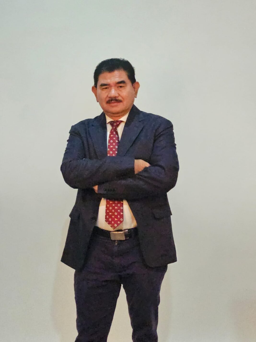 *Pakar Hukum: Semua Warga Negara Sama di Hadapan Hukum* *Pakar Hukum: Semua Warga Negara Sama di Hadapan Hukum*