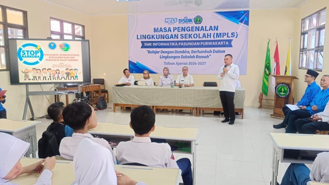 Edukasi Bahaya Narkoba, Polres Purwakarta Sosialisasi P4GN di SMA 1 Pasundan Edukasi Bahaya Narkoba, Polres Purwakarta Sosialisasi P4GN di SMA 1 Pasundan
