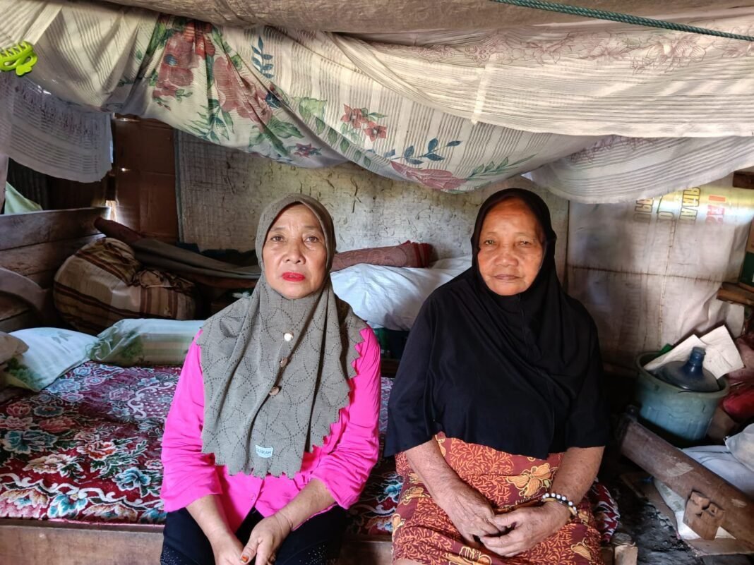 Tangis Ibu dan Anak di Mamuju: Klaim Tanah Dibeli Sah Sejak 1997, Kini Hadapi Ancaman Eksekusi Tangis Ibu dan Anak di Mamuju: Klaim Tanah Dibeli Sah Sejak 1997, Kini Hadapi Ancaman Eksekusi
