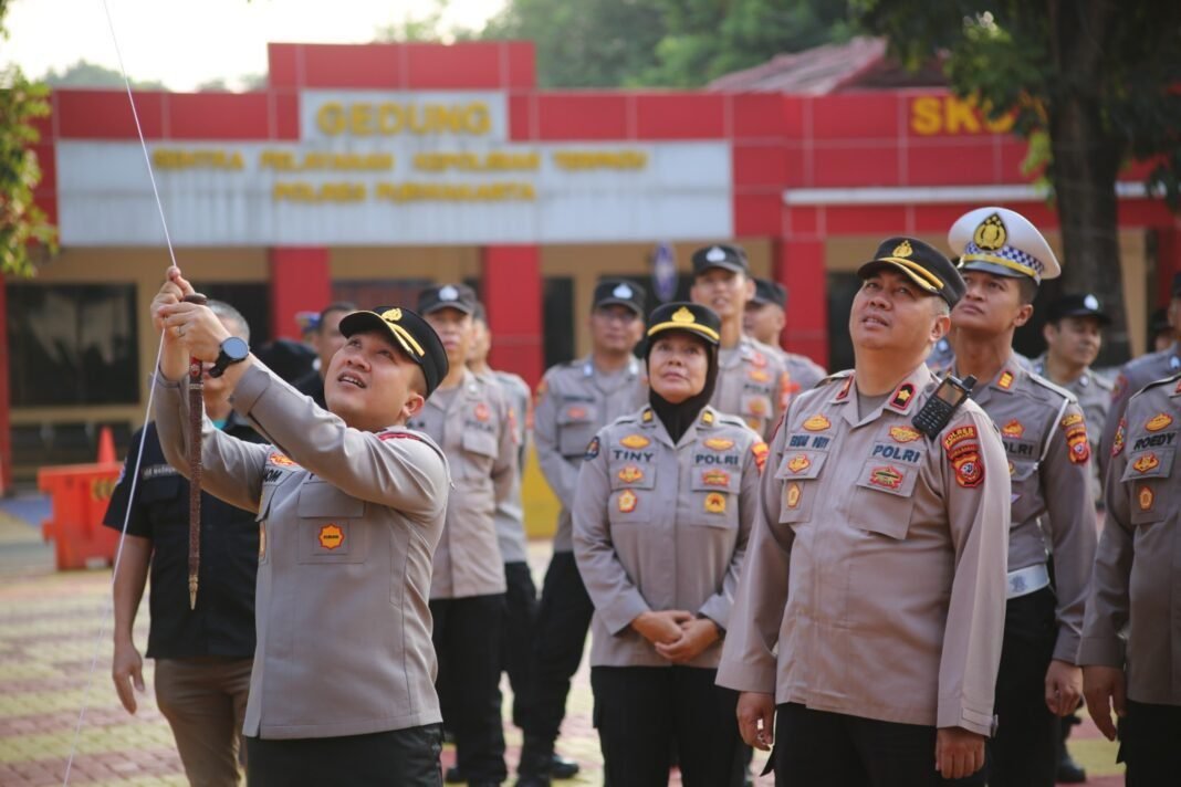SatiaWarta Diluncurkan, Kapolres Purwakarta Hadirkan Videotron Pelayanan Informasi Polri SatiaWarta Diluncurkan, Kapolres Purwakarta Hadirkan Videotron Pelayanan Informasi Polri