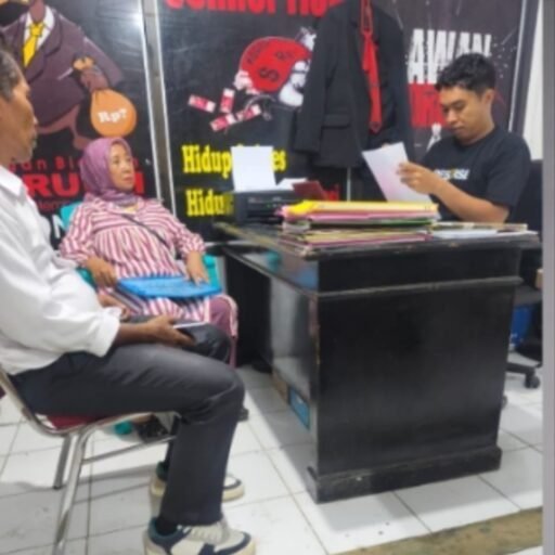 Usai Eksekusi Lahan di Beru-Beru, Keluarga Tergugat Lapor Polisi dan Dugaan Pemalsuan Dokumen Mencuat Usai Eksekusi Lahan di Beru-Beru, Keluarga Tergugat Lapor Polisi dan Dugaan Pemalsuan Dokumen Mencuat