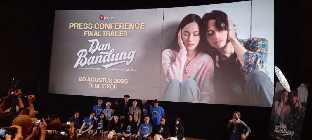 Saat Cinta Ditantang Beda Kasta, “Dan Bandung” Siap Menggetarkan Layar Lebar Saat Cinta Ditantang Beda Kasta, “Dan Bandung” Siap Menggetarkan Layar Lebar