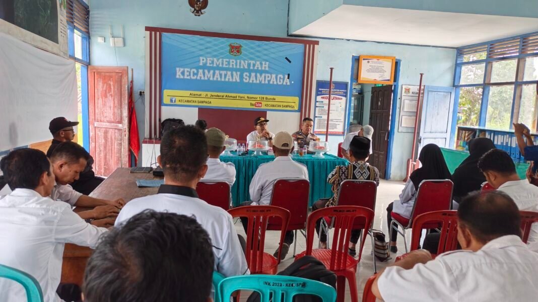 Efisiensi Anggaran, Kecamatan Sampaga Fokuskan Peringatan HUT RI ke-81 pada Upacara Bendera Efisiensi Anggaran, Kecamatan Sampaga Fokuskan Peringatan HUT RI ke-81 pada Upacara Bendera