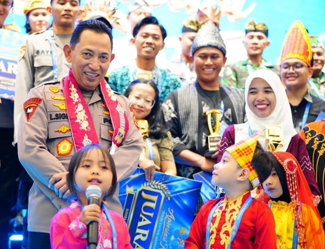 *Dari Dongeng hingga Cita-Cita, Kapolri Beri Ruang Anak untuk Berkarya* *Dari Dongeng hingga Cita-Cita, Kapolri Beri Ruang Anak untuk Berkarya*