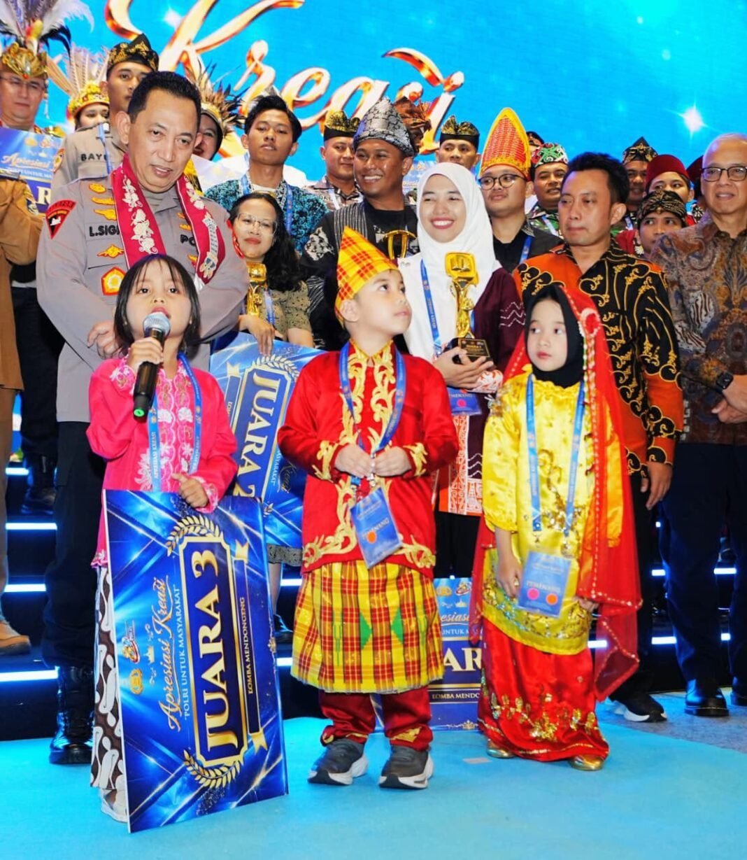 Polisi bagi Anak-Anak: Hadir, Menolong, Melindungi Polisi bagi Anak-Anak: Hadir, Menolong, Melindungi