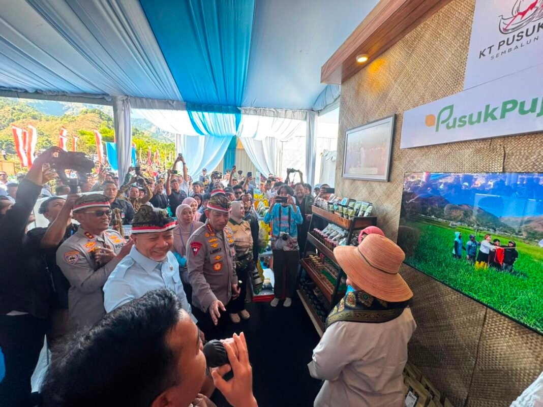 Polri Dorong Percepatan Swasembada Bawang Putih Tanam Serentak Dan Panen Raya Di Sembalun Polri Dorong Percepatan Swasembada Bawang Putih Tanam Serentak Dan Panen Raya Di Sembalun