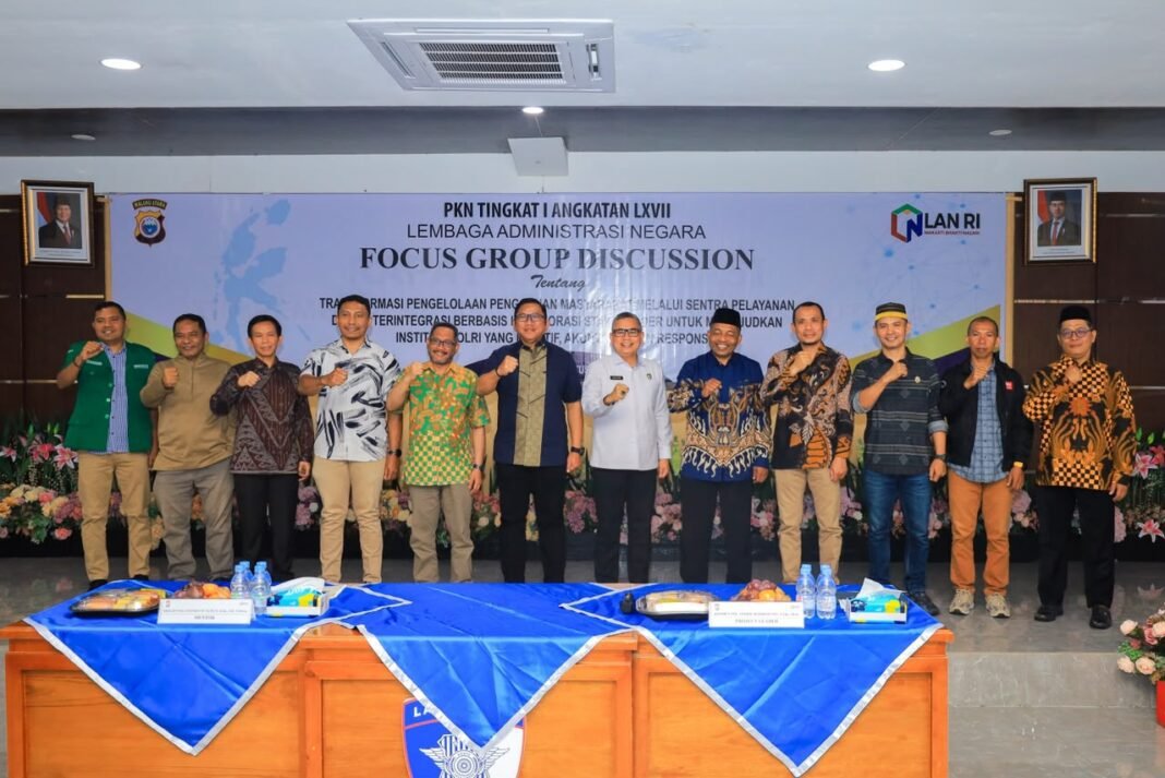 Wakapolda Malut Buka FGD Kepemimpinan Nasional, Dorong Pengaduan Masyarakat Terintegrasi Wakapolda Malut Buka FGD Kepemimpinan Nasional, Dorong Pengaduan Masyarakat Terintegrasi