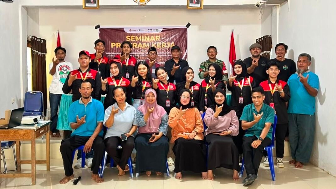 KKN Angkatan VI UMMU Hadir di Bukit Harapan, Bawa Semangat Pengabdian dan Kolaborasi Bersama Masyarakat KKN Angkatan VI UMMU Hadir di Bukit Harapan, Bawa Semangat Pengabdian dan Kolaborasi Bersama Masyarakat