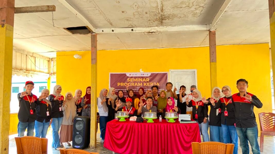 Literasi, Ekonomi hingga Lingkungan Jadi Fokus KKN UMMamuju di Desa Sulo Baja Literasi, Ekonomi hingga Lingkungan Jadi Fokus KKN UMMamuju di Desa Sulo Baja