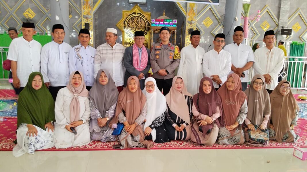 Maulid Nabi 1448 H di Masjid Al-Quba, Camat Sampaga Ajak Warga Hidupkan Keteladanan Rasulullah Maulid Nabi 1448 H di Masjid Al-Quba, Camat Sampaga Ajak Warga Hidupkan Keteladanan Rasulullah