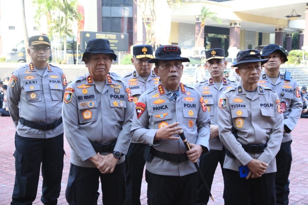 *Polri Berangkatkan 403 Personel Satgas Edukasi Karhutla Hari Ini* *Polri Berangkatkan 403 Personel Satgas Edukasi Karhutla Hari Ini*