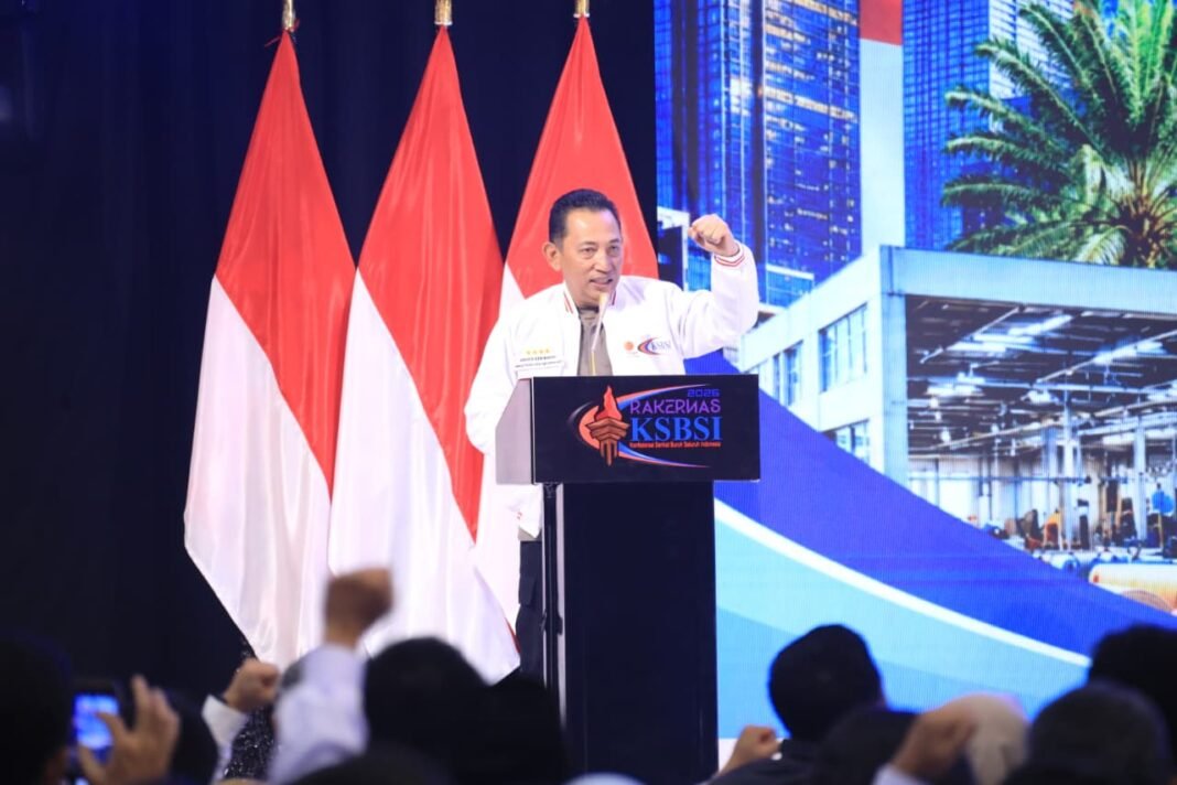 Kapolri Jenderal Listyo Sigit Prabowo Resmi Jadi Anggota Kehormatan KSBSI Kapolri Jenderal Listyo Sigit Prabowo Resmi Jadi Anggota Kehormatan KSBSI