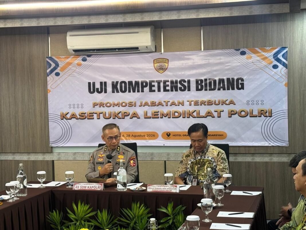 *Polri Buka Seleksi Terbuka Kasetukpa Lemdiklat, 13 Perwira Ikuti Uji Kompetensi* *Polri Buka Seleksi Terbuka Kasetukpa Lemdiklat, 13 Perwira Ikuti Uji Kompetensi*