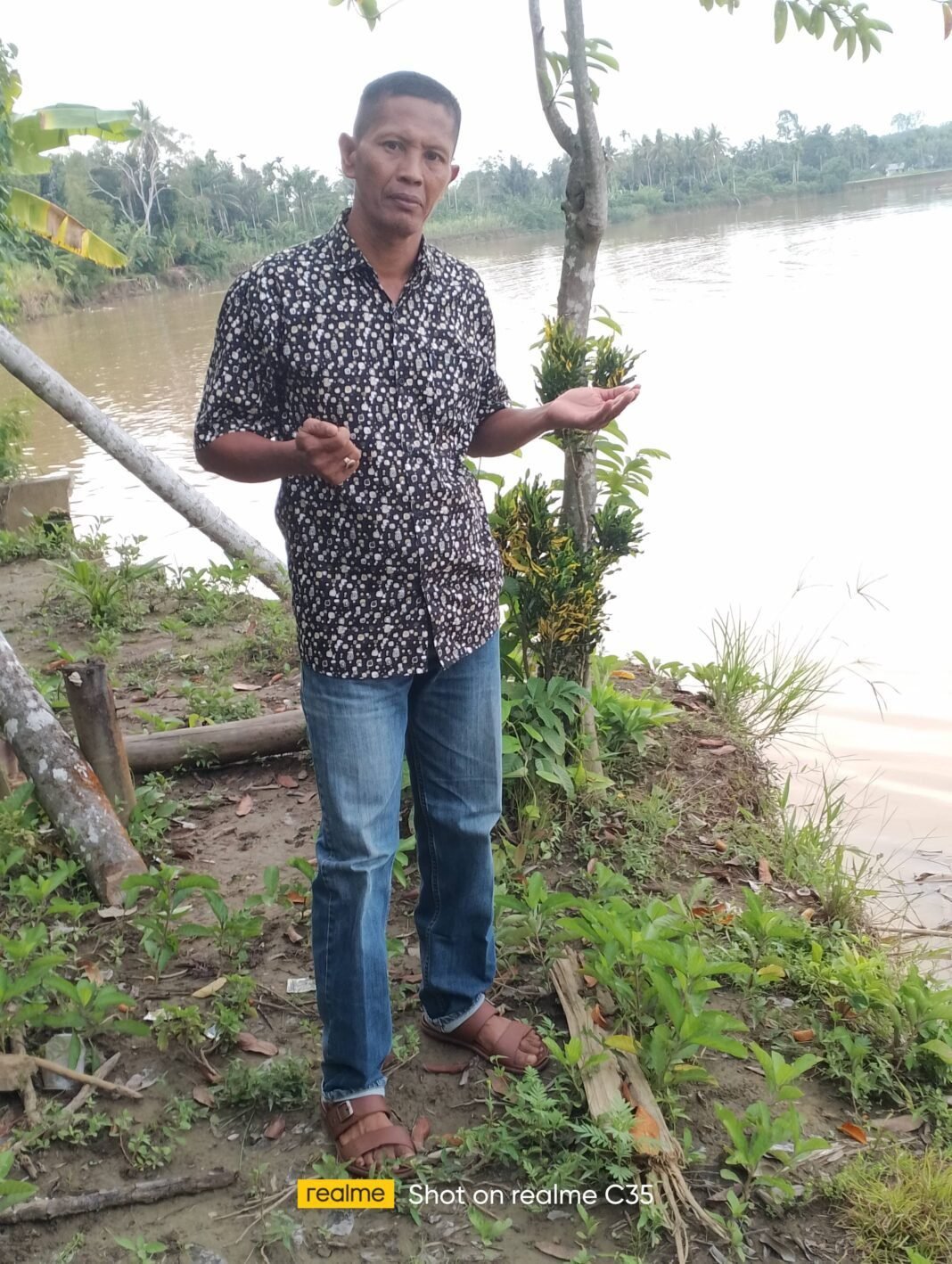 Abrasi Krueng Meureubo Kian Ganas,Warga Terdampak Minta Tanggul Tebing Jadi Prioritas Utama Abrasi Krueng Meureubo Kian Ganas,Warga Terdampak Minta Tanggul Tebing Jadi Prioritas Utama