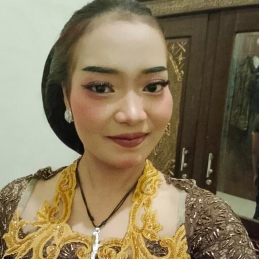 JENESYA “Jeje”, Generasi Muda Pewaris Bakat Seni Tari dan Sinden dari Purworejo JENESYA “Jeje”, Generasi Muda Pewaris Bakat Seni Tari dan Sinden dari Purworejo