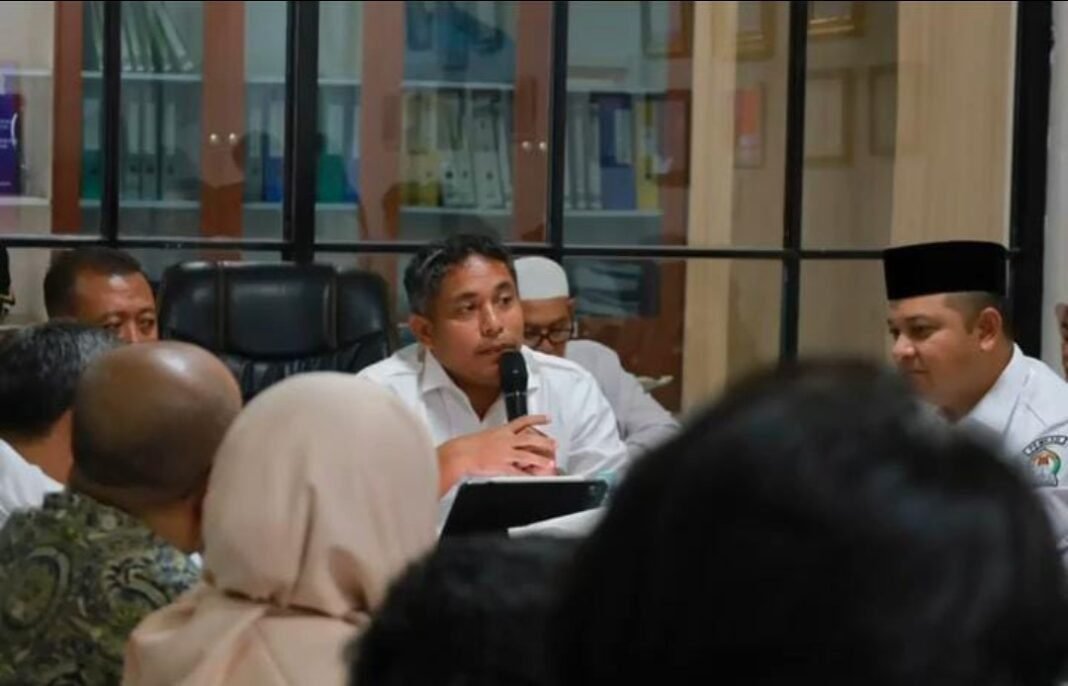 Bupati di Wakili Plt.Sekda Dr.Kurdi Pimpin Rapat Koordinasi dan Evaluasi Mal Pelayanan Terpadu (MPP) Bupati di Wakili Plt.Sekda Dr.Kurdi Pimpin Rapat Koordinasi dan Evaluasi Mal Pelayanan Terpadu (MPP)