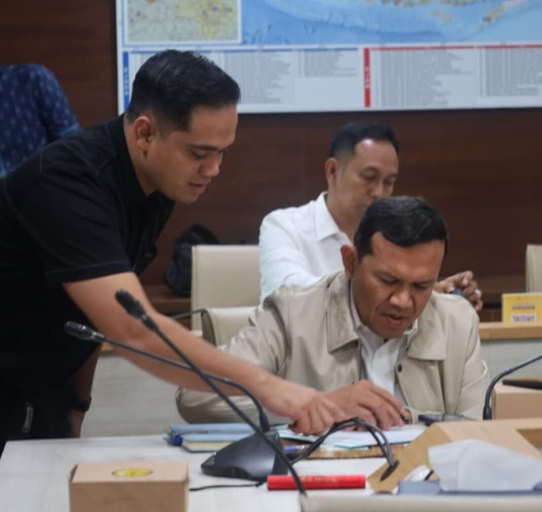 Jalan – Jembatan Gayo Lues Rusak Parah,Wagub Aceh Minta Kementerian PU Segera Bangun Permanen Jalan – Jembatan Gayo Lues Rusak Parah,Wagub Aceh Minta Kementerian PU Segera Bangun Permanen