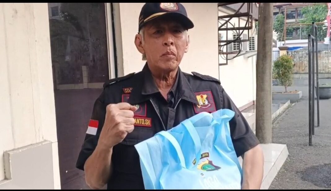 *Ketua Pokdarkamtibmas Penjaringan: Sabuk Kamtibmas Perkuat Kebersamaan* *Ketua Pokdarkamtibmas Penjaringan: Sabuk Kamtibmas Perkuat Kebersamaan*