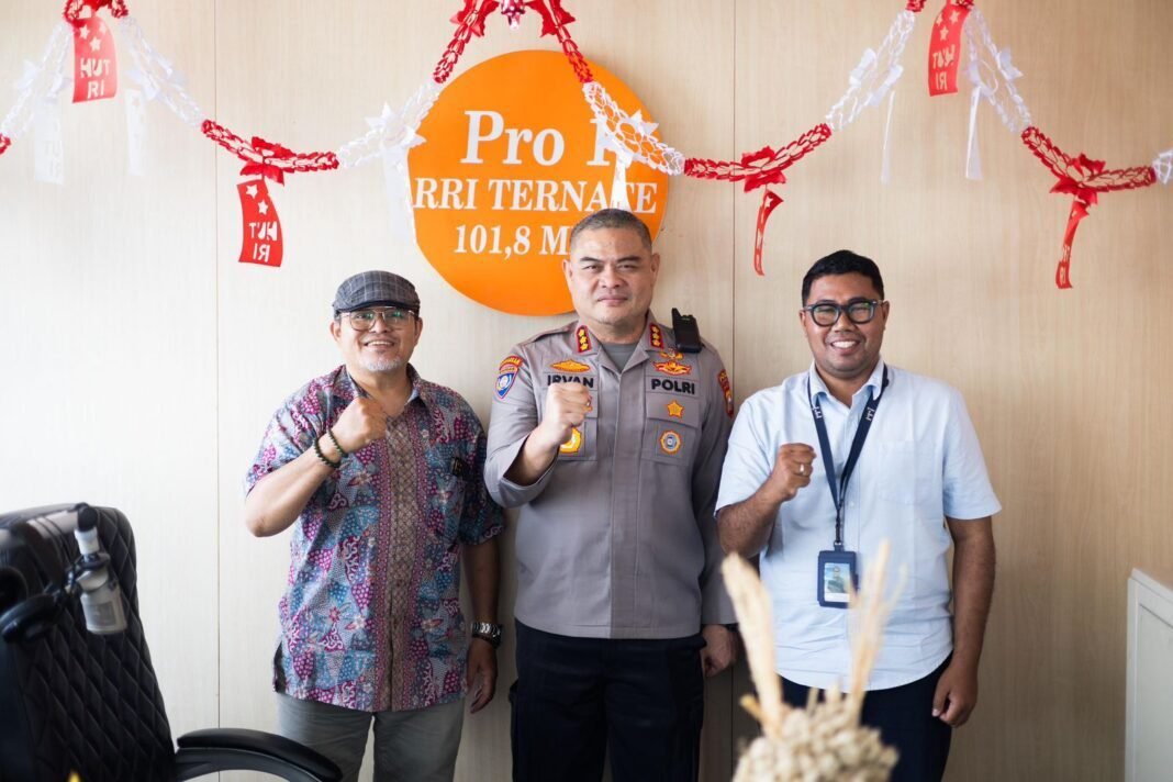Lewat Dialog RRI, Polda Malut Gaungkan Gerakan Bersama Cegah Karhutla Lewat Dialog RRI, Polda Malut Gaungkan Gerakan Bersama Cegah Karhutla