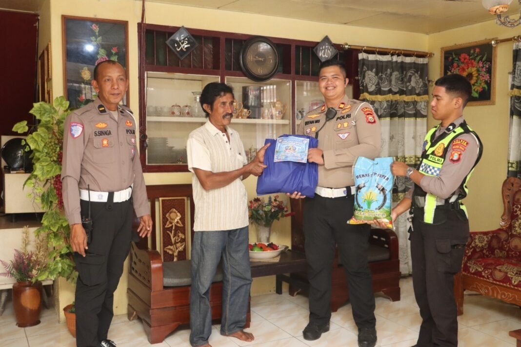 Sambut Hari Lalu Lintas Bhayangkara ke-71, Satlantas Polres Halsel Anjangsana ke Purnawirawan Polri Sambut Hari Lalu Lintas Bhayangkara ke-71, Satlantas Polres Halsel Anjangsana ke Purnawirawan Polri