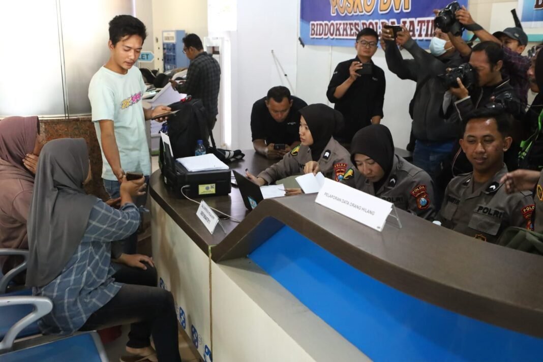 Kapolri Kompolnas Awardes Motivasi Polri Berikan Pelayanan Terbaik Kapolri Kompolnas Awardes Motivasi Polri Berikan Pelayanan Terbaik